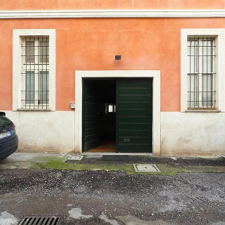 Enchanting Loft Between History And Tranquility Milano Eksteriør bilde